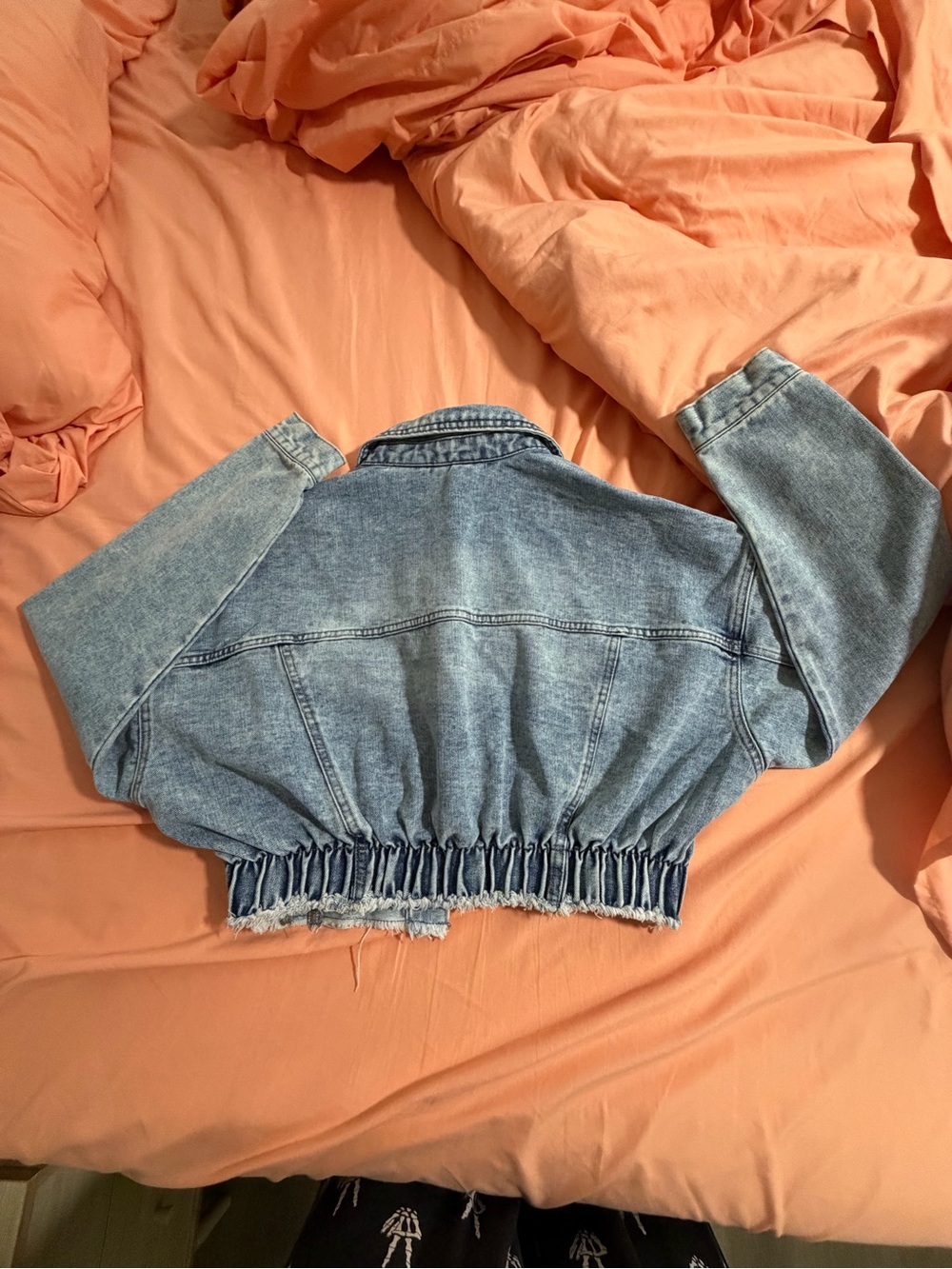 Cropped Light Wash Denim Jacket - Unbranded - Picture 3 of 3